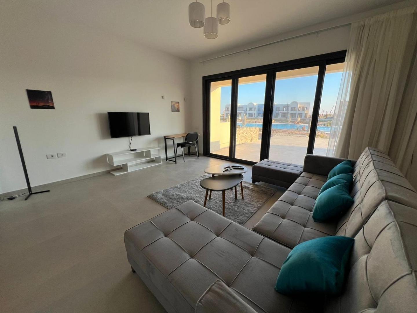 Brand New 1 Bdr Kamaran Apartment *